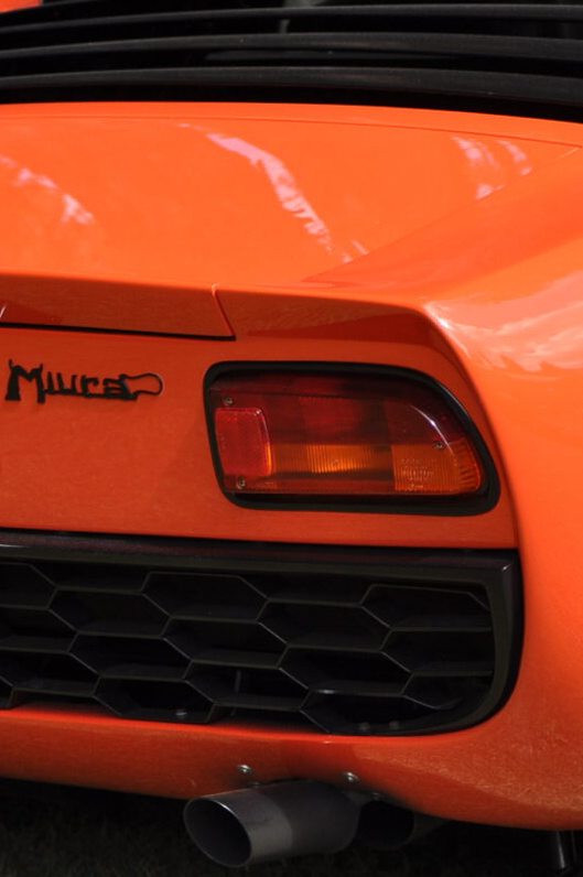 Lamborgini Miura right back light